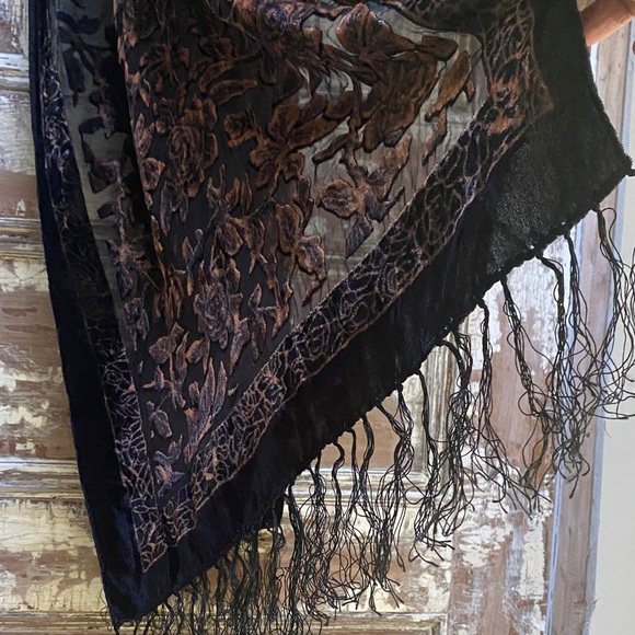 Vintage Silk Floral Scarf - Picture 2 of 11